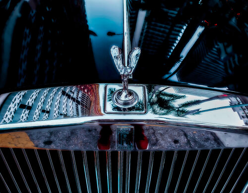 Rolls -Royce reflections par Thomas Dellert, Photographie en vente sur Singulart