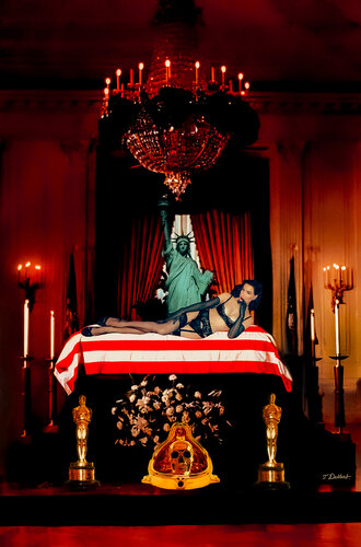 Dita on   "Lit de Parade"  for America di Thomas Dellert, Fotografia in vendita su Singulart