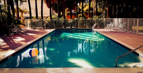 Contemplation.         1 / 3  Original photographs from a Miami Mansion by Thomas Dellert di Thomas Dellert, Fotografia in vendita su Singulart