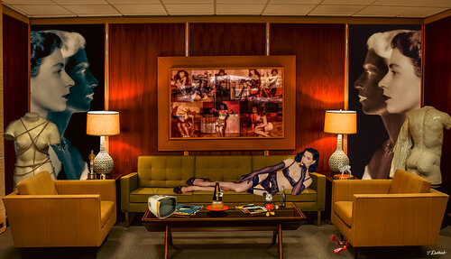 Room for a Burlesque Queen Thomas Dellert