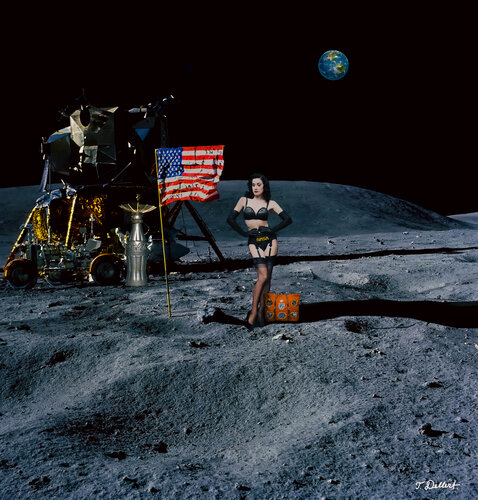 DITA the first Burlesque Woman to set her High Helled shoes on the surface of the Moon par Thomas Dellert, Photographie en vente sur Singulart