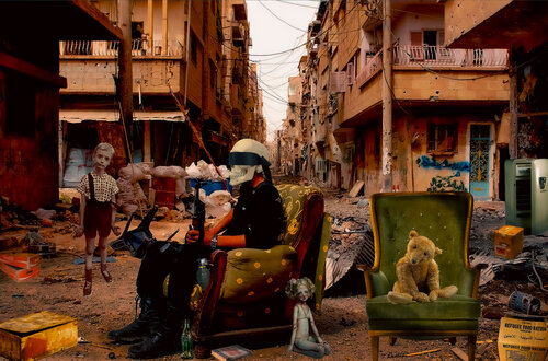 Living  in Terror City von Thomas Dellert, Druck kaufen auf Singulart