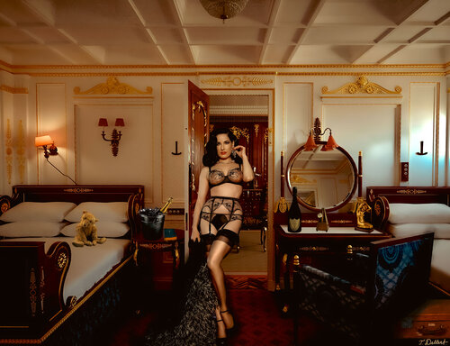 Dita in her First Class Cabin on Titanic Thomas Dellert