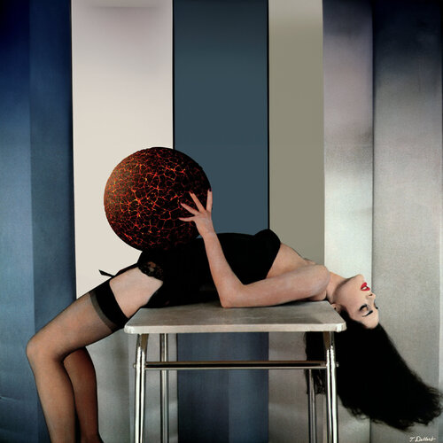 The Planet Nibiru and Guy Bourdin par Thomas Dellert, Photographie en vente sur Singulart