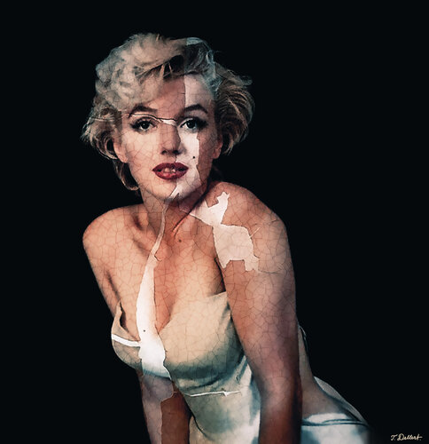 Broken Doll van Thomas Dellert, Fotografie te koop op Singulart