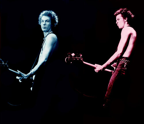 Sid Vicious Live  on stage  in Stockholm 1977 by Tommy Dollar par Thomas Dellert, Photographie en vente sur Singulart
