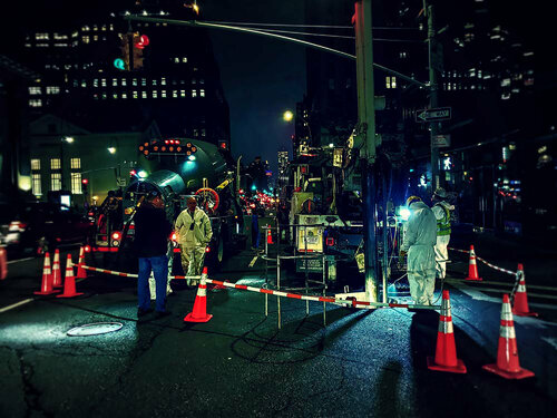 Night workers in Manhattan de Thomas Dellert, Fotografía a la venta en Singulart