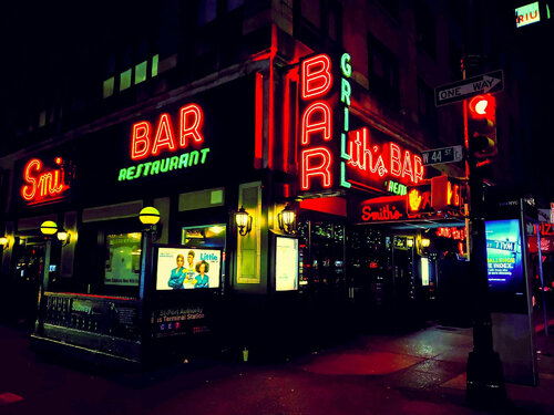 Manhattan BAR van Thomas Dellert, Fotografie te koop op Singulart