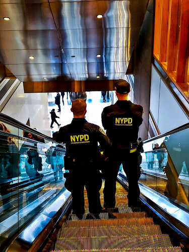 NY PD de Thomas Dellert, Fotografía a la venta en Singulart