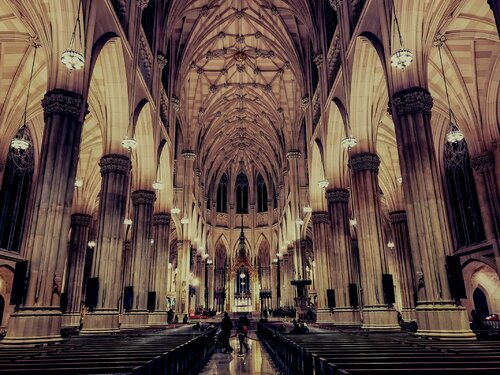 Sacred Manhattan Thomas Dellert