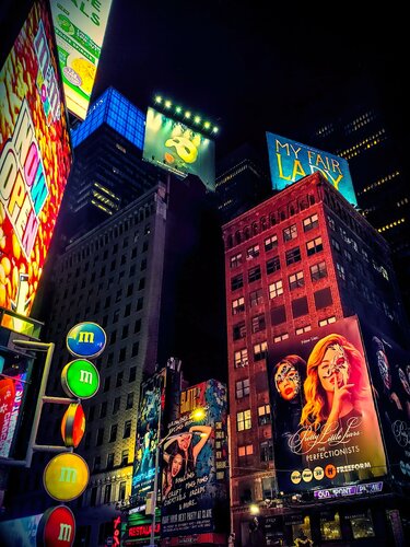 Time Square NY par Thomas Dellert, Photographie en vente sur Singulart