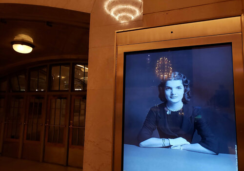 First Lady Jackie Kennedy at the Grand central Station NY Thomas Dellert