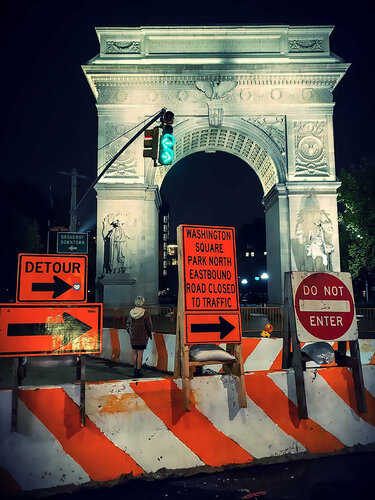 Washington Square  Manhattan par Thomas Dellert, Photographie en vente sur Singulart