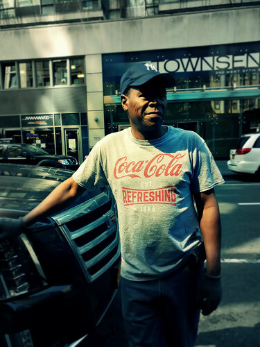 A true New Yorker par Thomas Dellert, Photographie en vente sur Singulart