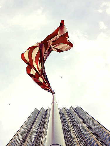 FLYING HIGH God Bless America par Thomas Dellert, Photographie en vente sur Singulart