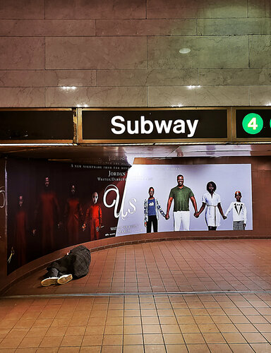 ITS US !  regardless if your Black or White par Thomas Dellert, Photographie en vente sur Singulart
