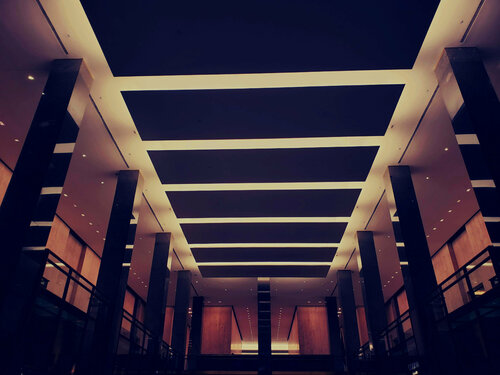 My temple in Manhattan par Thomas Dellert, Photographie en vente sur Singulart