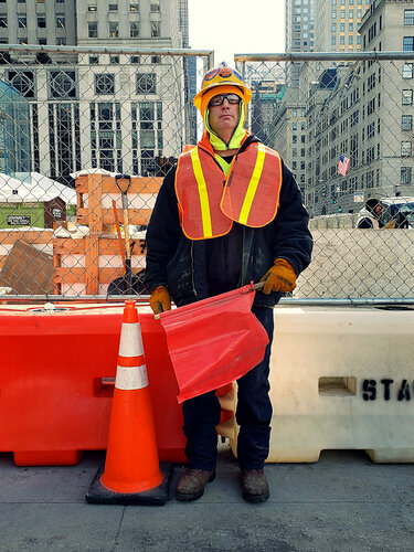 safety first par Thomas Dellert, Photographie en vente sur Singulart