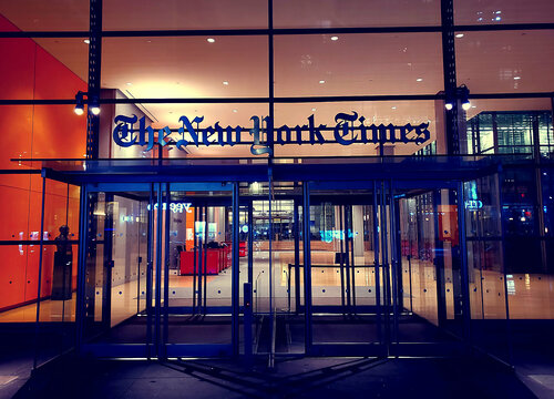 Now we live in New York Times Thomas Dellert