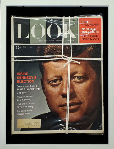 LOOK  1961 with John Fitzgerald Kennedy on the cover van Thomas Dellert, Andere media te koop op Singulart