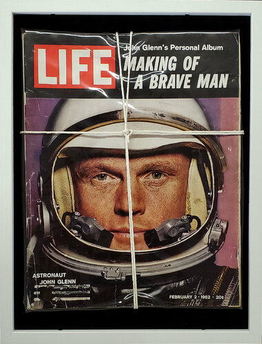 LIFE  with Astronaut  Hero John Glenn 1962 van Thomas Dellert, Andere media te koop op Singulart
