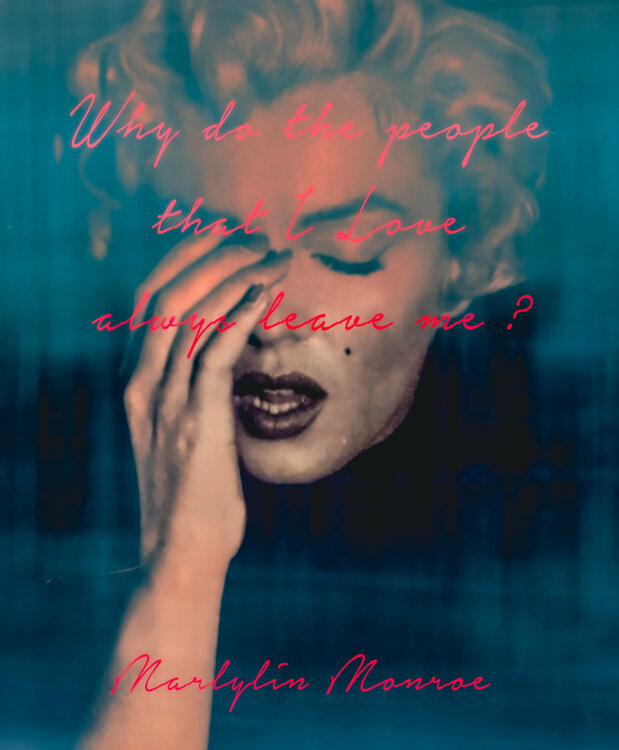 CRYING MONROE    ( Marilyn Monroe in a light-box ) Thomas Dellert