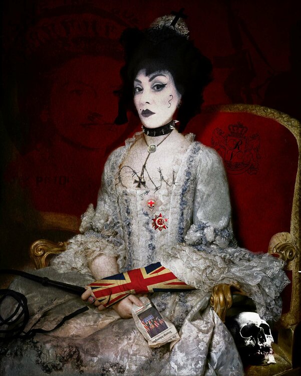Punk Queen  VIVIENNE WESTWOOD.  portraid  by Vava Venezia Thomas Dellert