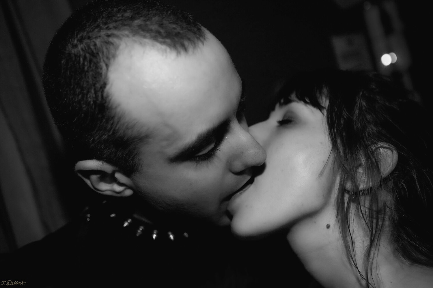 A. Kiss in the Night Thomas Dellert