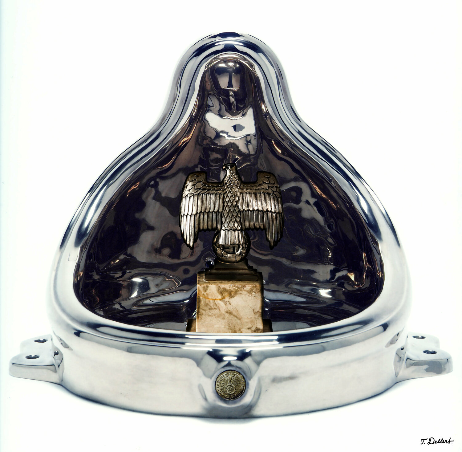 German Eagle in Fountain ( after Marcel Duchamp ) Thomas Dellert