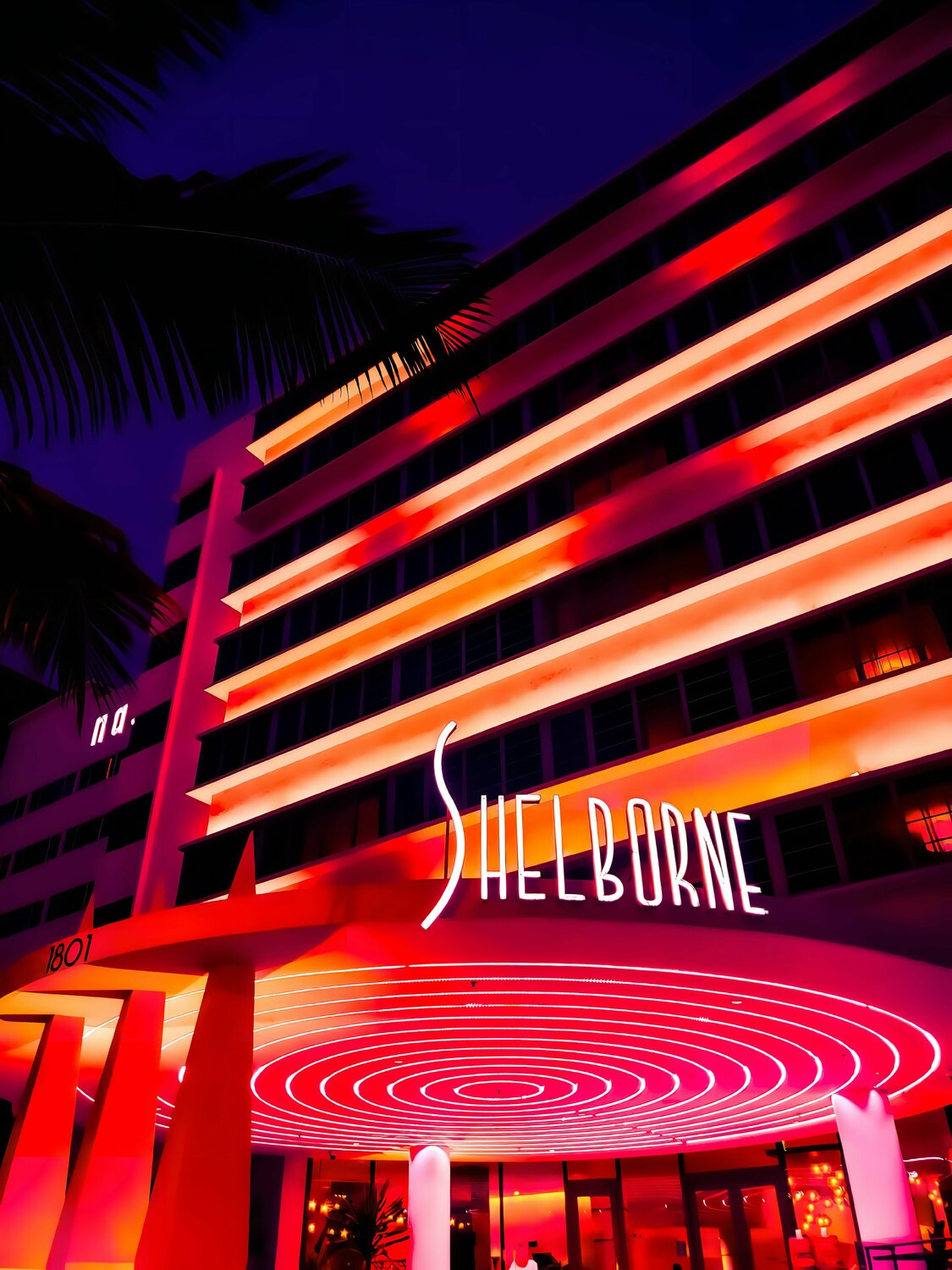 Pink Neon Hotel Miami Thomas Dellert