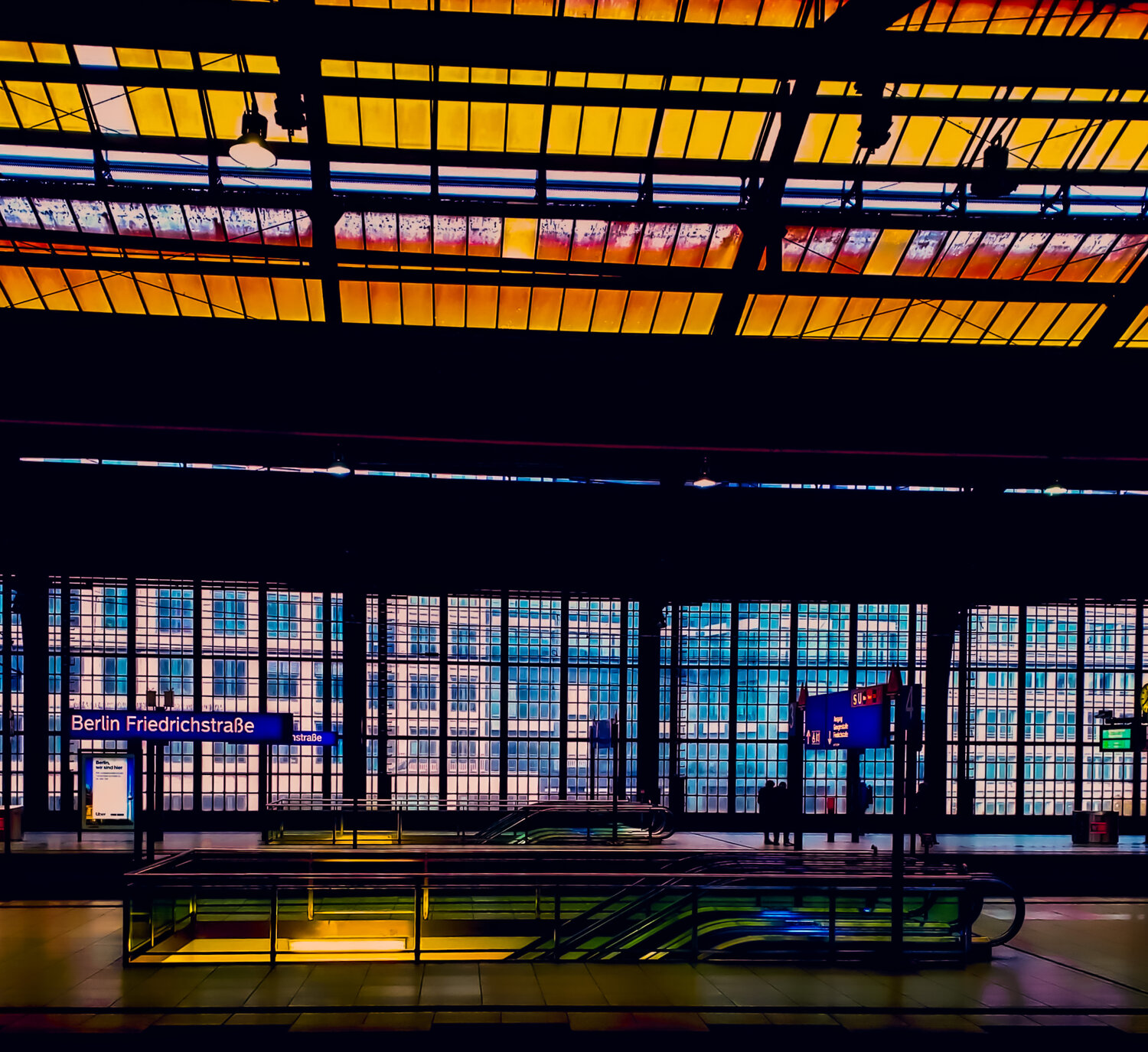 Berlin Friedrichstraße Bahnhof Thomas Dellert