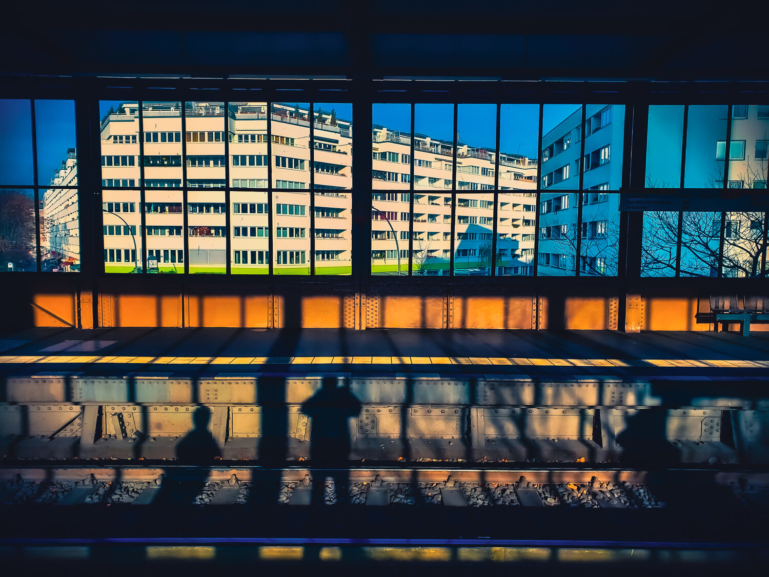 Sunlight at the Berlin train-station Thomas Dellert