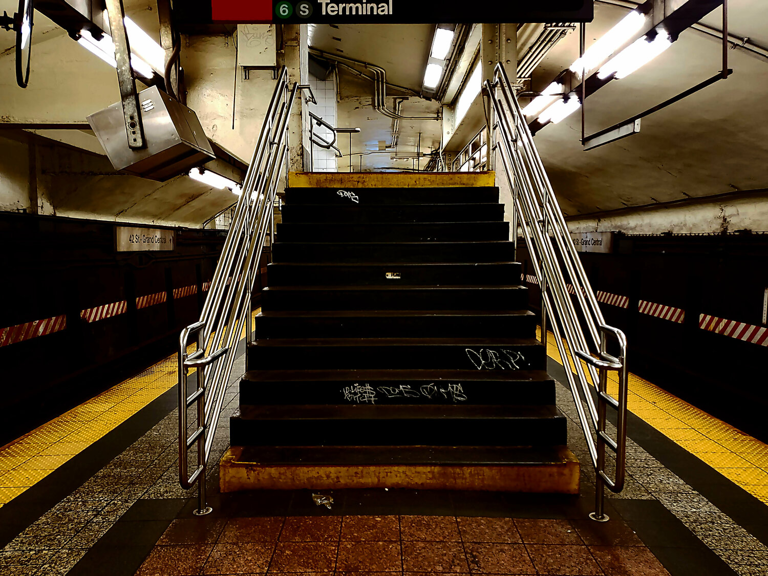 TERMINAL in lockdown Thomas Dellert