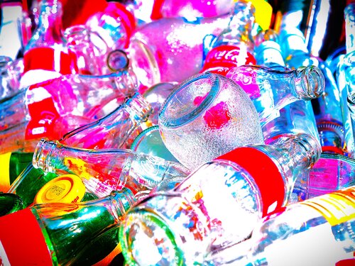 lendemaim de fete van Frédéric MOUGENOT, Fotografie te koop op Singulart