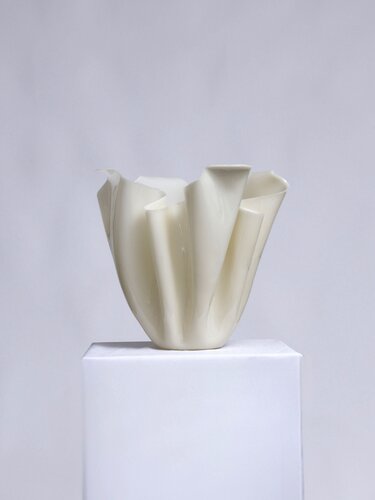 Serenity by Emilie Jensen, 雕塑 for Sale on Singulart