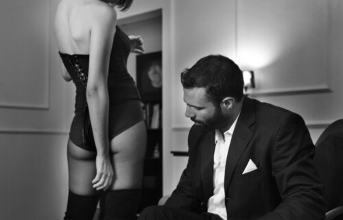 Dubai – Fine Art Female Portrait | Sensual Fashion-Inspired Photography by Hikmat Wehbi, Photography for Sale on Singulart