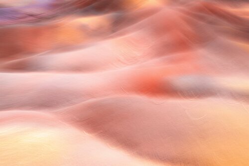 A soft skin like mountains von Guillem Soul, Fotografie kaufen auf Singulart