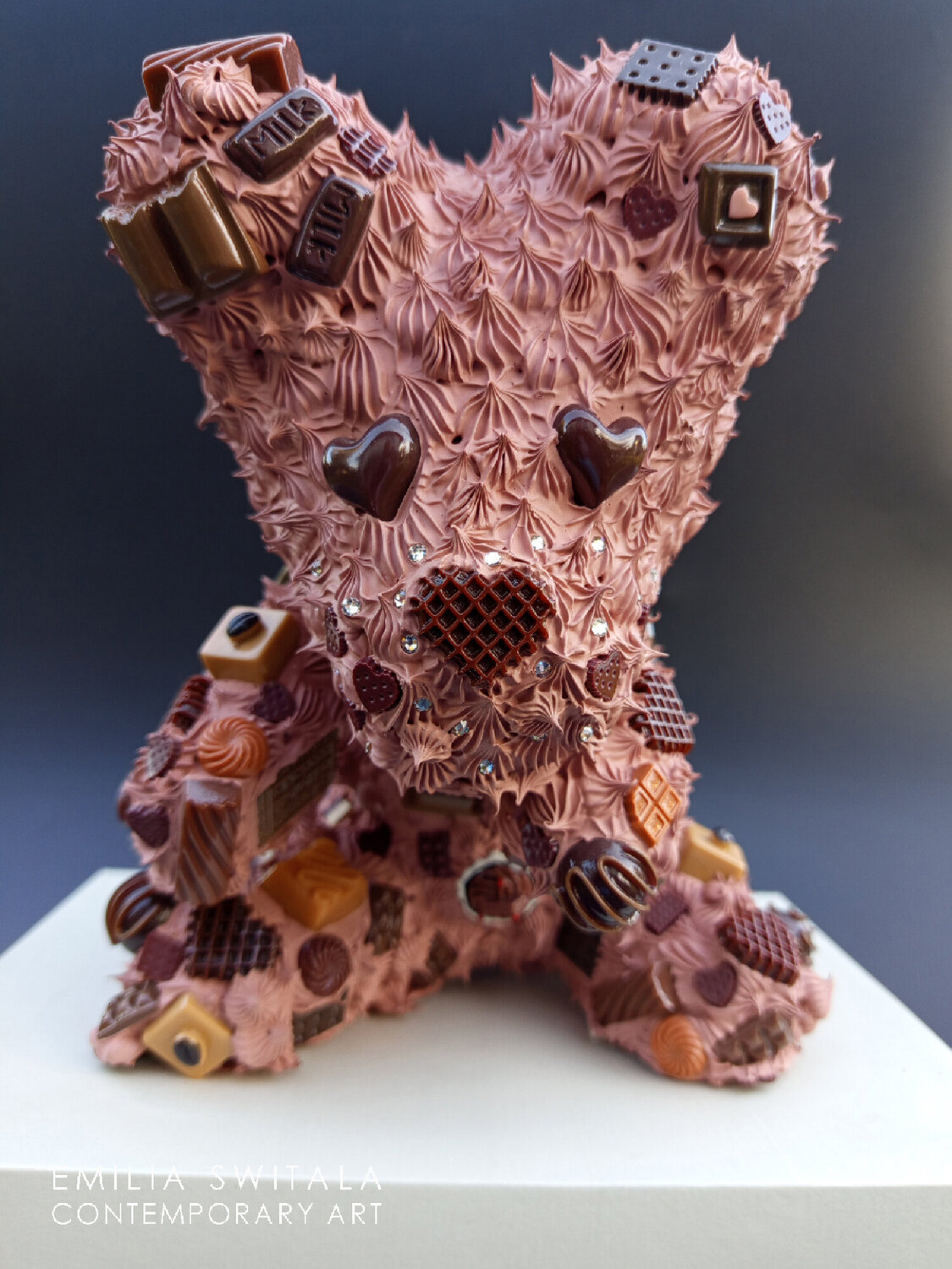 CHOKI CHOKI TEDDY BEAR SCULPTURE #416 Emilia Switala