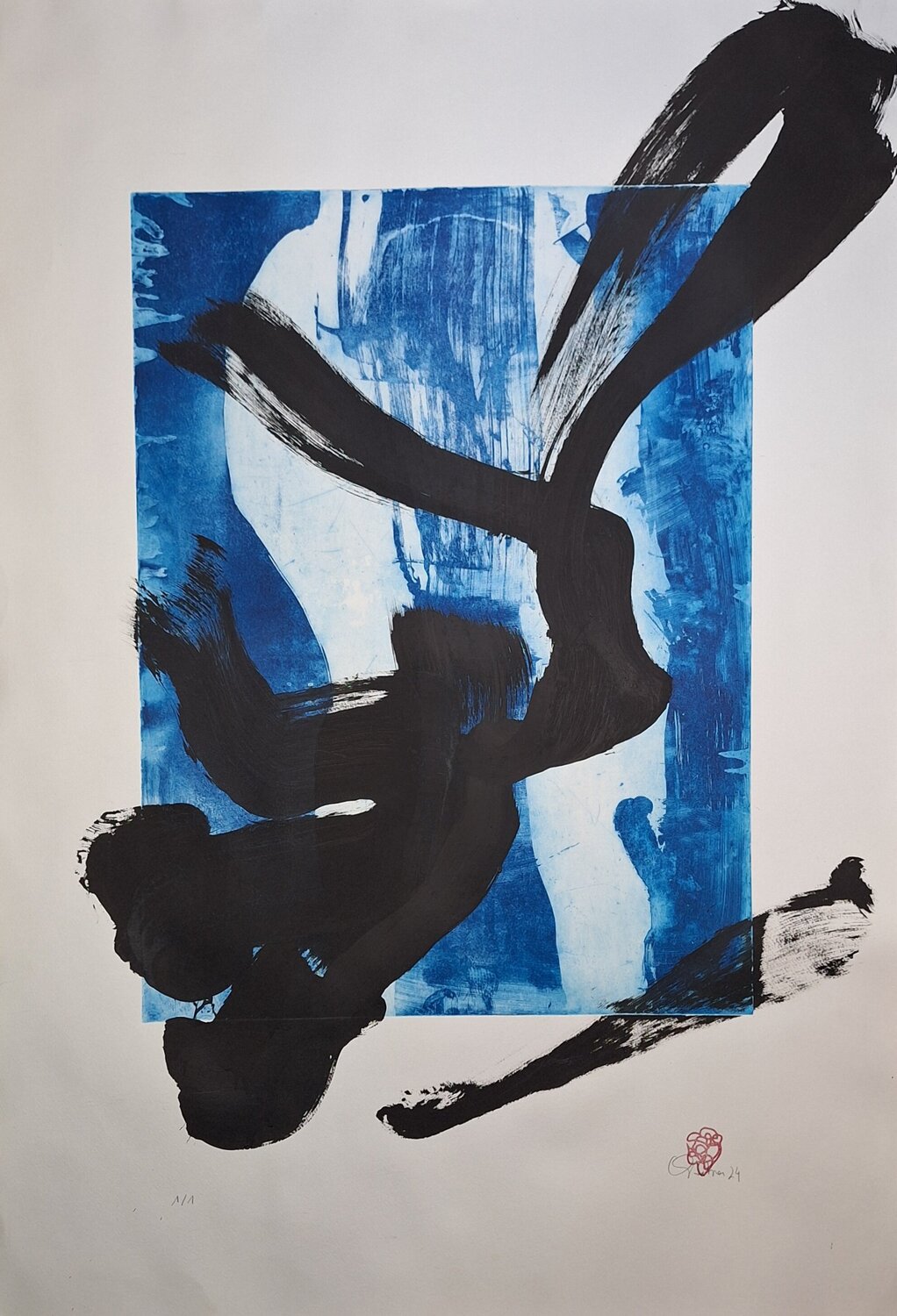 Gesto sobre Azul Profundo I Juanjo Ortubia