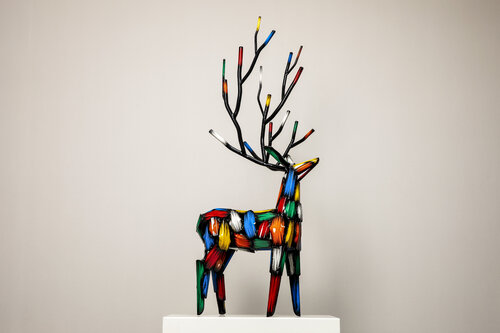 Deer van Woo-jin Kim, Beeldhouwwerk te koop op Singulart