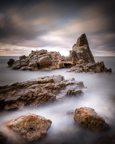 Silent Citadel- LIMITED EDITION 10 di Harek Frost, Fotografia in vendita su Singulart