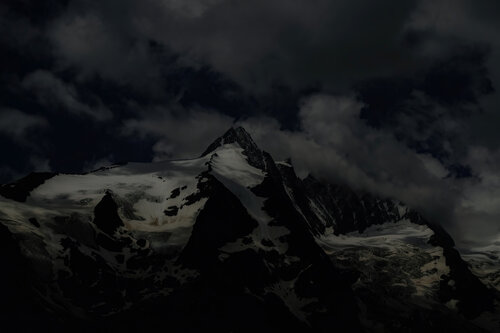Call of the Mountain 3 par Erik Stenbeck, Photographie en vente sur Singulart