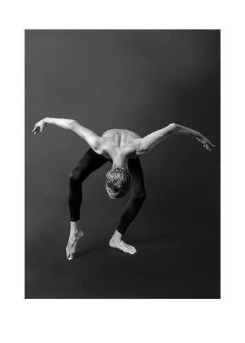BALLET_JULIUS_25 von Thomas Hjertén, Fotografie kaufen auf Singulart