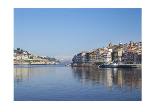 RIVER DOURO, PORTO di Thomas Hjertén, Fotografia in vendita su Singulart