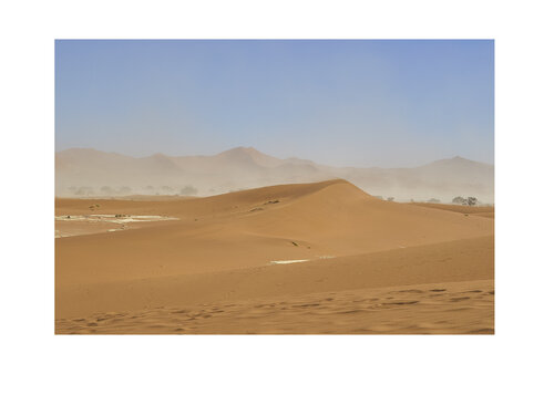 THE NAMIB DESSERT_1 von Thomas Hjertén, Fotografie kaufen auf Singulart