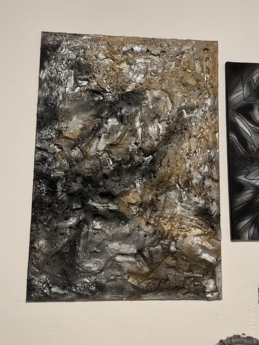 Tectured Elegance by Jessica Harisova, Painting for Sale on Singulart