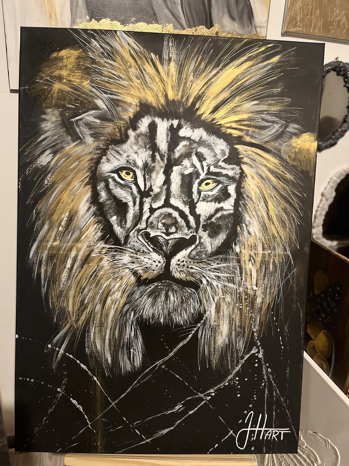 Lion Jessica Harisova
