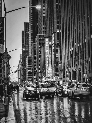 Radio City I - New York von Fabian Kimmel, Fotografie kaufen auf Singulart