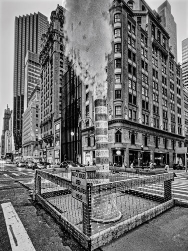 Steam Up, 5th Ave - New York von Fabian Kimmel, Fotografie kaufen auf Singulart