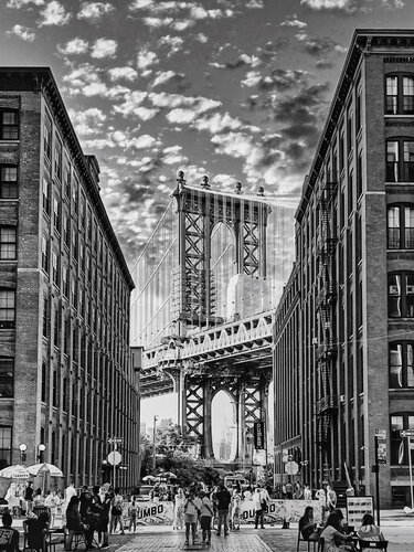 DUMBO - New York by Fabian Kimmel, Photography for Sale on Singulart